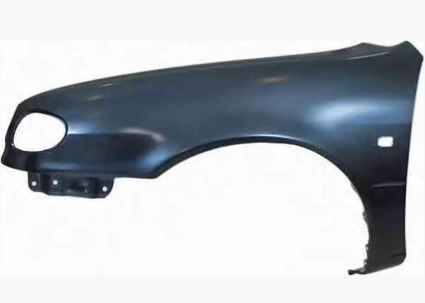 Переднє ліве крило Toyota Corolla E9 1988-1992 з отвором