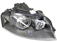 Права фара Audi A3 2003-2009