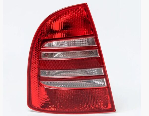4jghjh5454 Задній ліхтар правий Skoda Superb 2002-2006