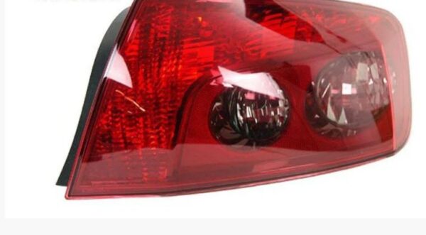 Задній ліхтар Peugeot 407 2004-2010 лівий