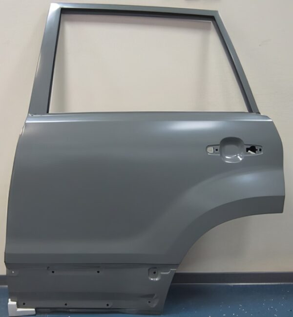 Задні ліві двері Suzuki Grand Vitara 2006-2014