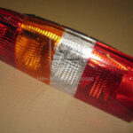 Задній ліхтар правий Ford TRANSIT 2000-2006 69371038326