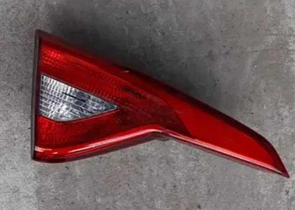 Задній ліхтар правий внутрішній Китай для Hyundai Sonata LF 2014-2017
