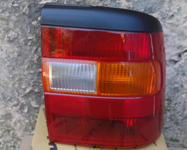 farafonar1327 Задній ліхтар правий Opel VECTRA A