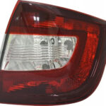 Задній ліхтар правий Skoda RAPID 2012+ FP 6416 F2-T