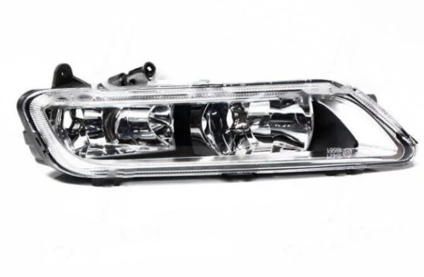 Протитуманна фара ліва Volkswagen PASSAT B7 2010-2015