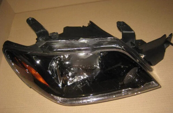 farafonar850 Права фара Mitsubishi OUTLANDER до 2005