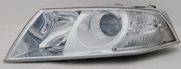 Права фара Skoda OCTAVIA 2005-2009