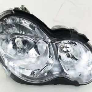 Права фара Mercedes 203 2000-2007