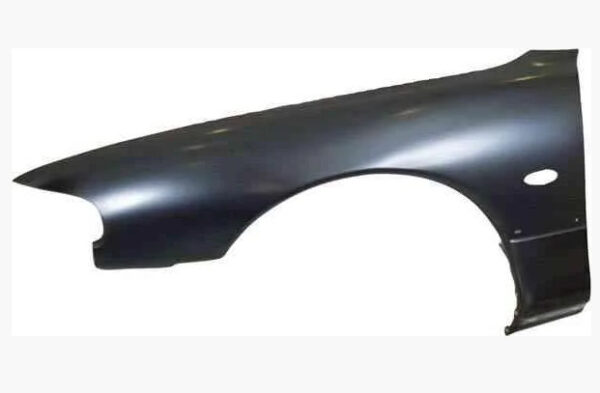 Переднє праве крило Mazda 626 1992-1997 GE Cедан/Хетчбек з отвором