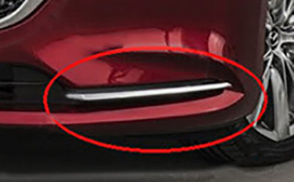 nakladka-molding-312 Хром молдинг бампера переднього правий Mazda 6 GJ 2018+ EUR/USA