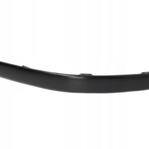 Молдинг бампера переднього правий Toyota Avensis 2006-2008