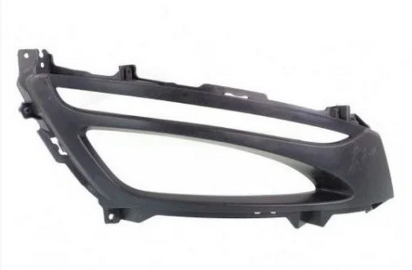 Решітка в бампер Kia Optima 2011-2013 права з отвором під ДХО