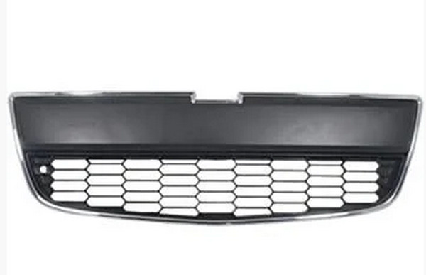 Решітка в бампер нижня Chevrolet Aveo T300 2012-2016
