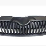 Радіаторна решітка Skoda Fabia 2007-2010 чорні ребра нижній рант чорний Радіаторна решітка Skoda Fabia 2007-2010 чорні ребра нижній рант чорний FP 6408 200