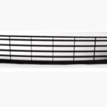 Решітка в бампер Volkswagen Golf 6 2009-2012 середня з чорн. молдингом FP 7411 512