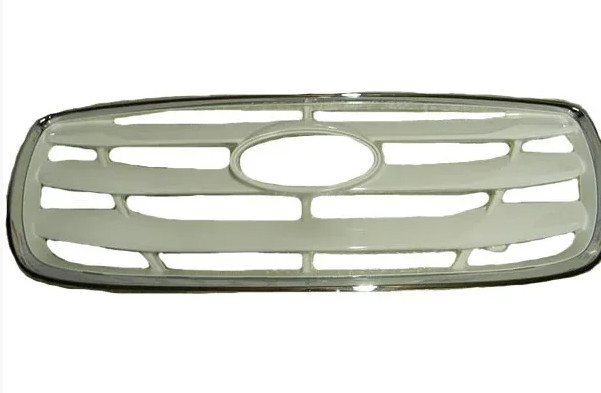 Радіаторна решітка Hyundai Santa Fe 2009-2012 з вузькою хром рамкою