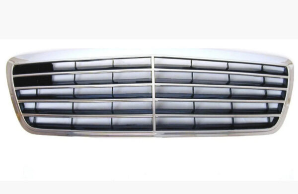 Радіаторна решітка Mercedes E-Class W210 1999-2002 Avantgarde комплект