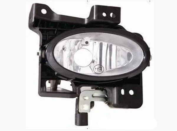 prtfara339 Протитуманна фара Mazda 3 2006-2009 хетчбек права