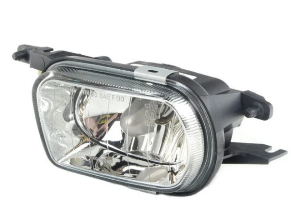 Протитуманна фара Mercedes W203 С-class 2002-2004 ліва