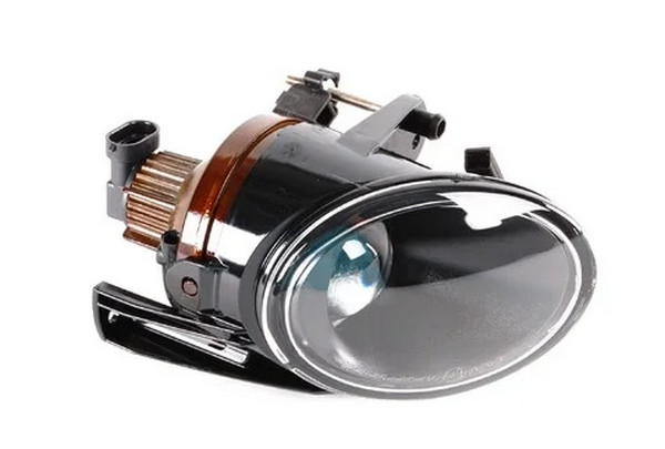 Протитуманна фара Volkswagen Passat B6 2005-2010 ліва Лінзована