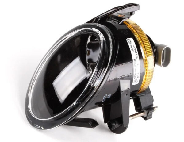 Протитуманна фара Volkswagen Passat B6 2005-2010 ліва