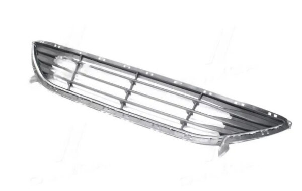 reshetka-om39 Решітка в бампер Hyundai ELANTRA 2011+