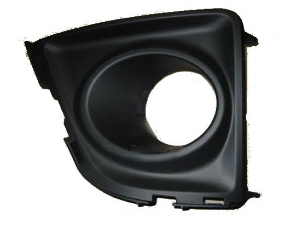 Решітка в бампер ліва Toyota COROLLA 2013+