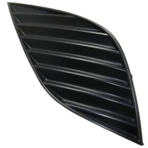 Решітка в бампер переднього права Toyota Camry XV70 2017+ SE/XSE