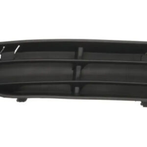 Решітка бампера переднього права Volkswagen Bora 1999-2005