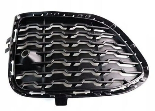 Решітка в бампер переднього права BMW X3 F25 2014-2017