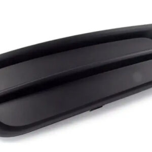 Решітка в бампер переднього права Chevrolet Cruze 2009-2012