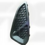 Решітка в бампер переднього права Ford Fiesta 2017+ FP 2826 200