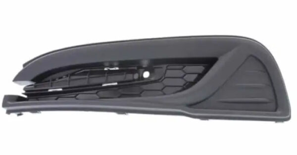 Решітка в бампер переднього права Honda Civic FB 2013-2015