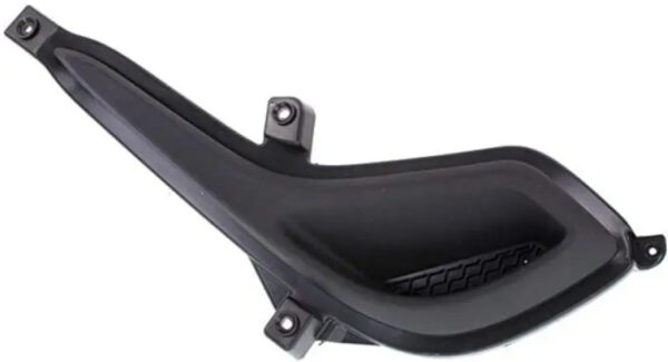 Заглушка бампера права Hyundai Accent Solaris 2011-2017