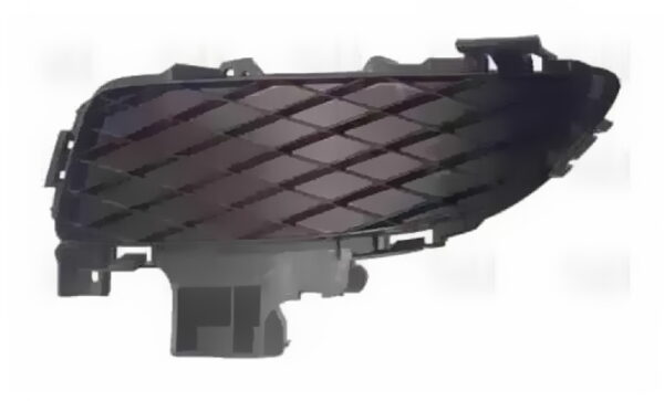 Решітка в бампер переднього права Mazda 3 2004-2006