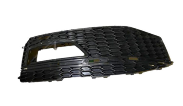 reshitka-na-avto-046 Решітка в бампер права Audi A4 2012-2016 B8