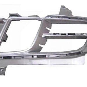 Решітка в бампер (рамка) права Mazda 6 GH 2008-2010 Європа