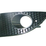 Решітка в бампер (рамка) ліва Seat Toledo / Altea 2004-2009 FP 6205 388