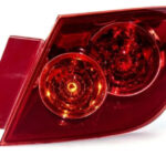 Задній ліхтар Mazda 3 2004-2005 хетчбек лівий зовнішній Задній ліхтар Mazda 3 2004-2005 хетчбек лівий зовнішній FP 3476 985