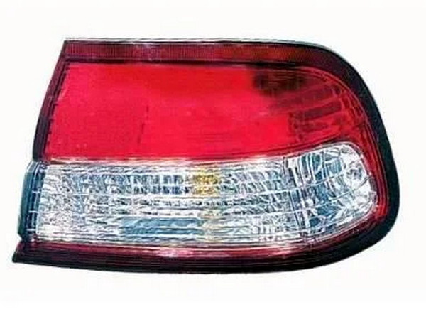 Задній ліхтар Nissan Maxima A32 1995-2000 правий зовнішній