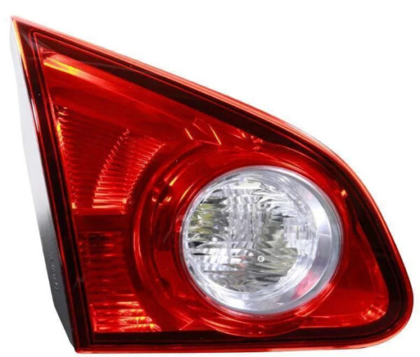 Задній ліхтар Nissan Qashqai 2006-2009 лівий внутрішній