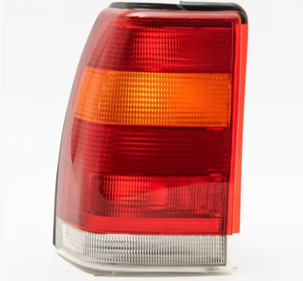 vsigvjhs442 Задній ліхтар Opel Omega A 1986-1994 седан правий