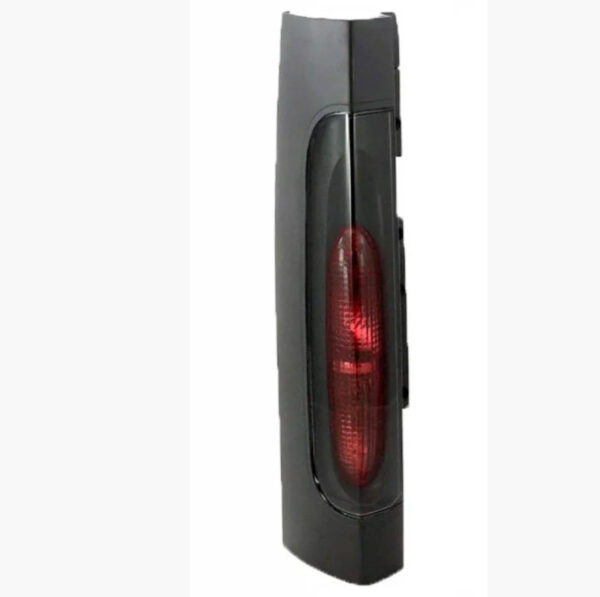 Задній ліхтар Opel Vivaro 2002-2007 правий дверей