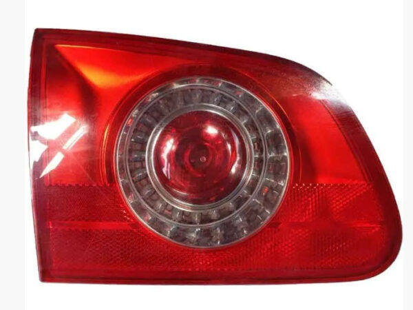 Задній ліхтар Volkswagen Passat B6 універсал 2005-2010 лівий внутрішній