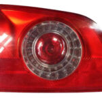 Задній ліхтар Volkswagen Passat B6 універсал 2005-2010 правий FP 7407 392-P