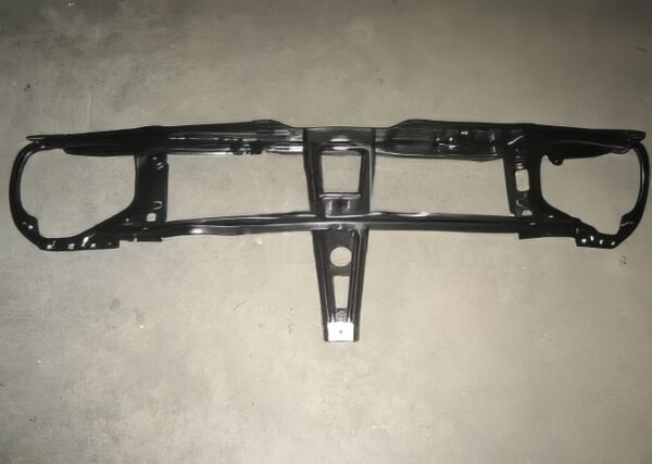 Панель передня телевізор верхня Volkswagen Jetta 2 1984-1992